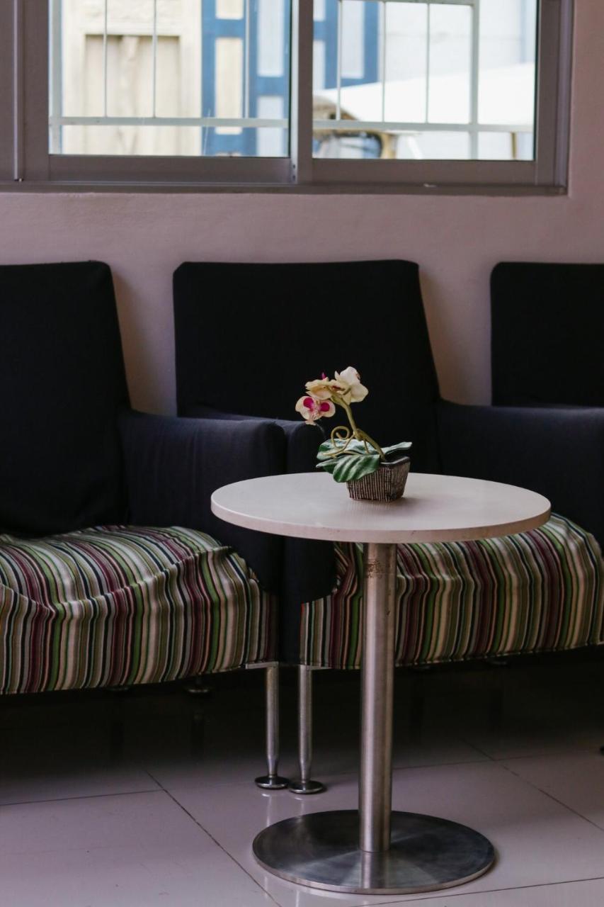 Kim Hostel 2 At Morleng Банкок Екстериор снимка
