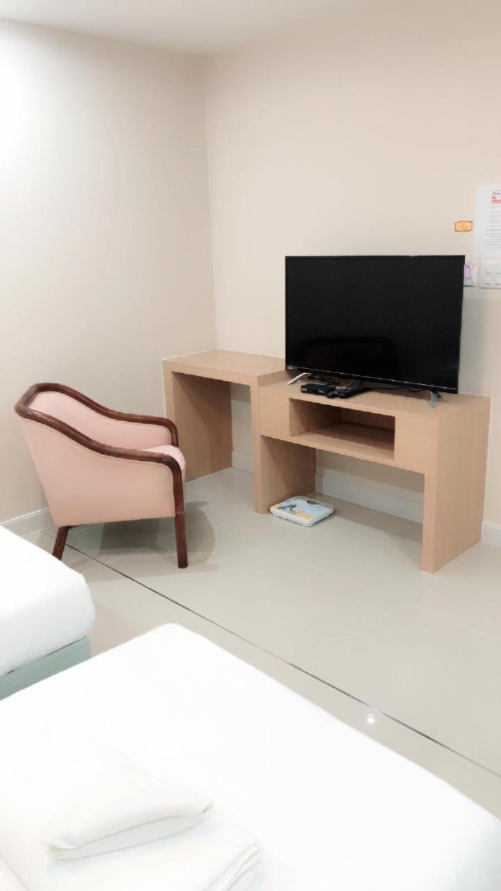 Kim Hostel 2 At Morleng Банкок Екстериор снимка